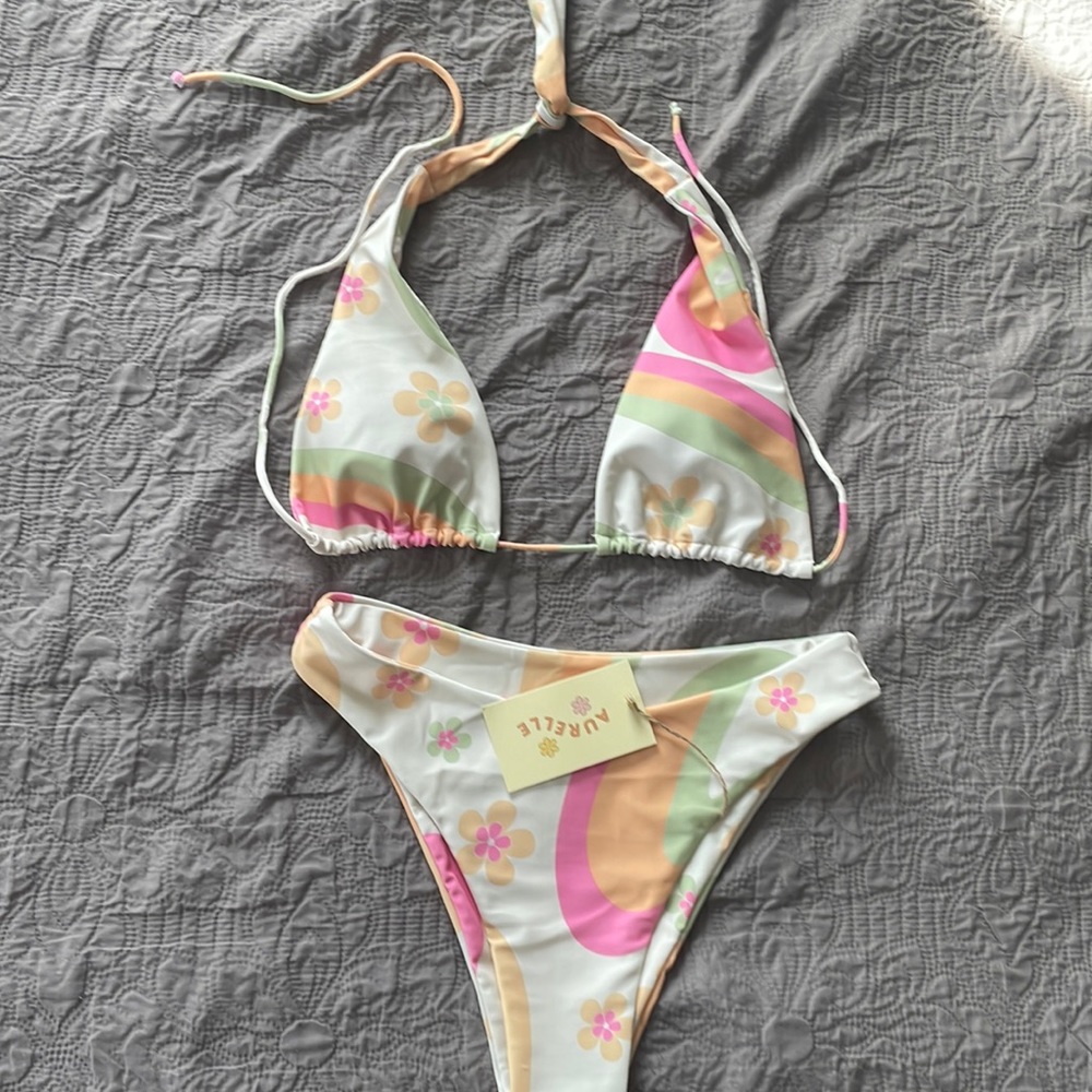 2 piece Aurelle bikini NWT